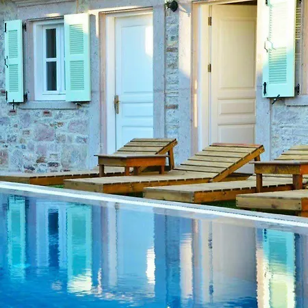 Cunda Poseidon Ayvalı
